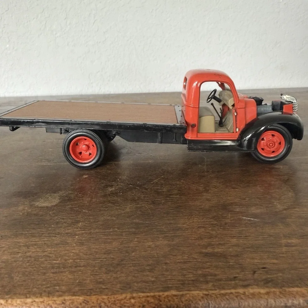National Motor Museum 1/32 Scale 1941 Chevy Flatbed Truck AJAX Towing Service X2